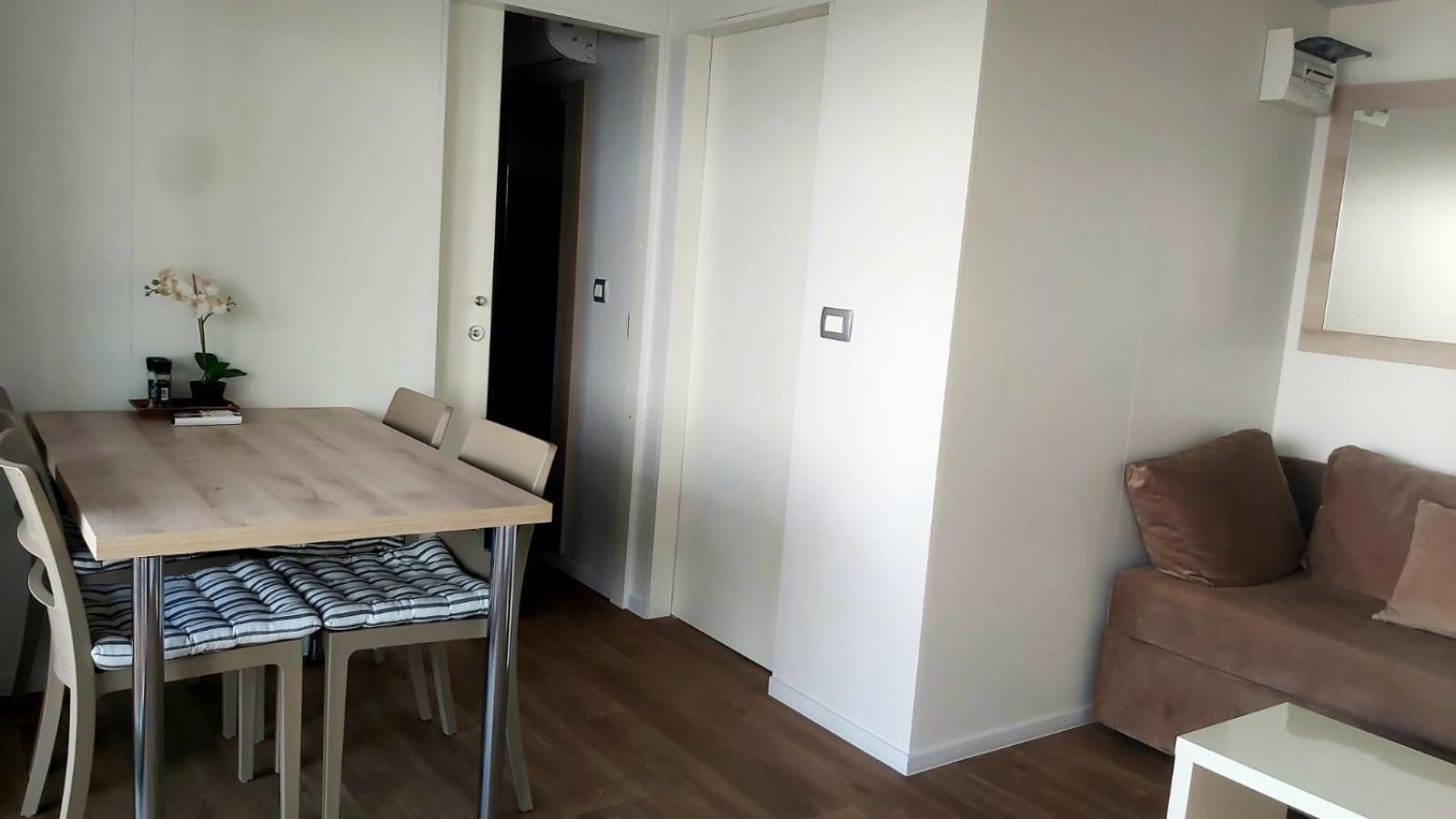 Mobile Home Apartment Camp เคลโนวีซา ภายนอก รูปภาพ