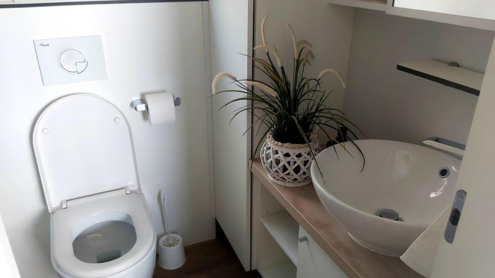 Mobile Home Apartment Camp เคลโนวีซา ภายนอก รูปภาพ