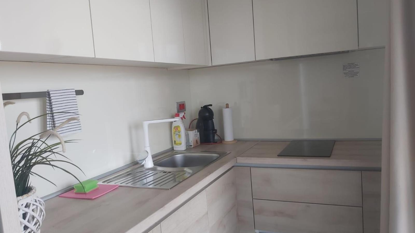 Mobile Home Apartment Camp เคลโนวีซา ภายนอก รูปภาพ